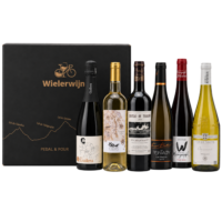 Wielerwijn Tourbox 2026 - Wijnpakket met zes wijnen van wijnhuizen aan het parcours van de Tour de France 2026